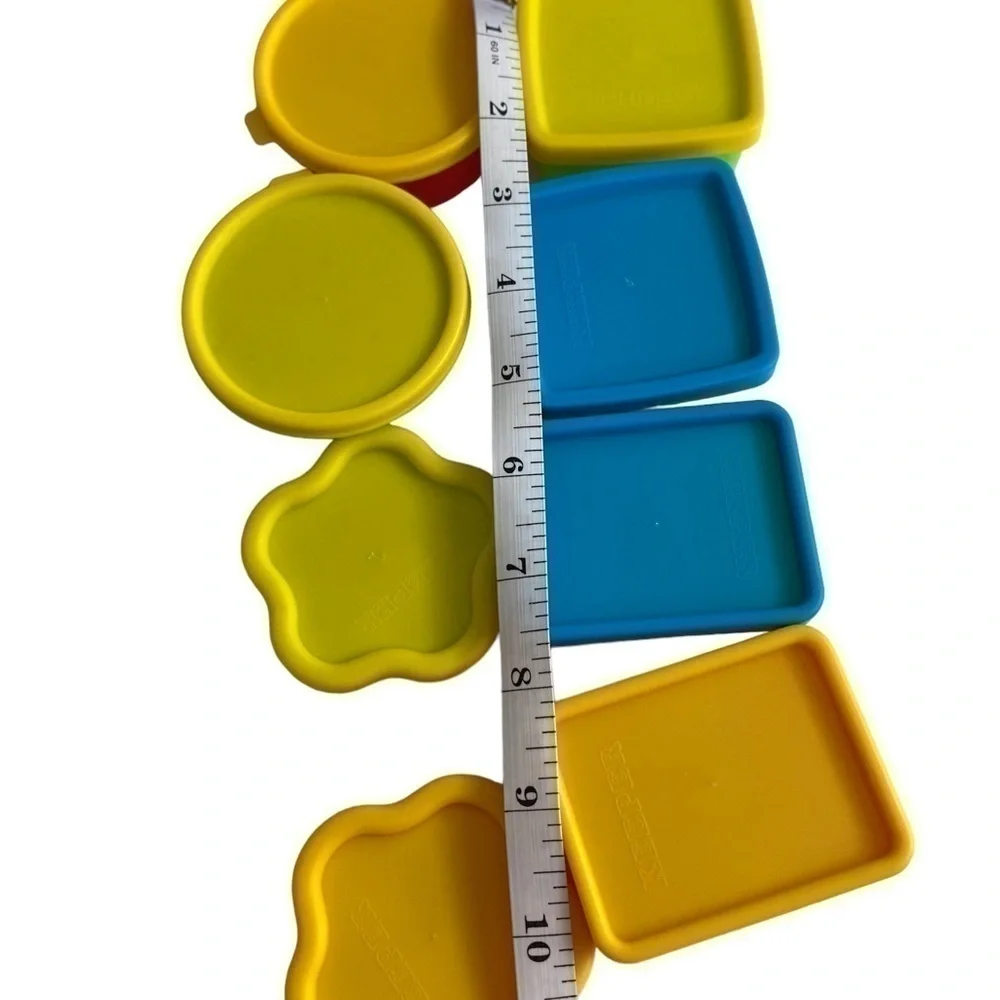 Mini containers set of 8
